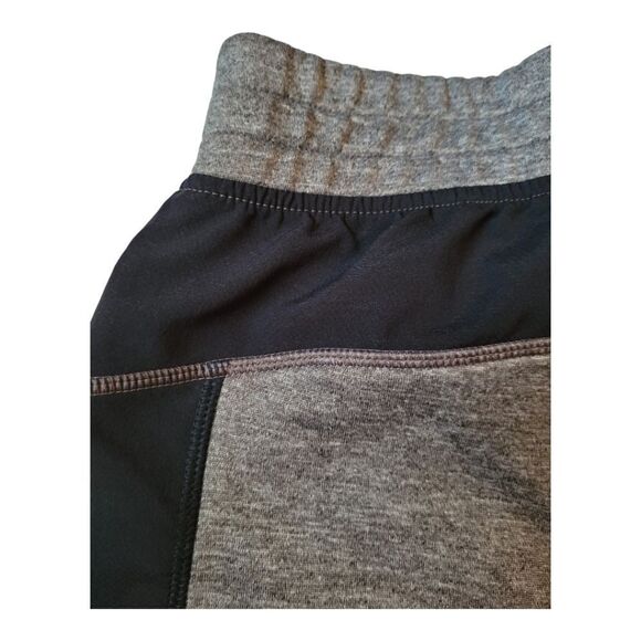 Under Amour Terry shorts - Picture 5 of 15